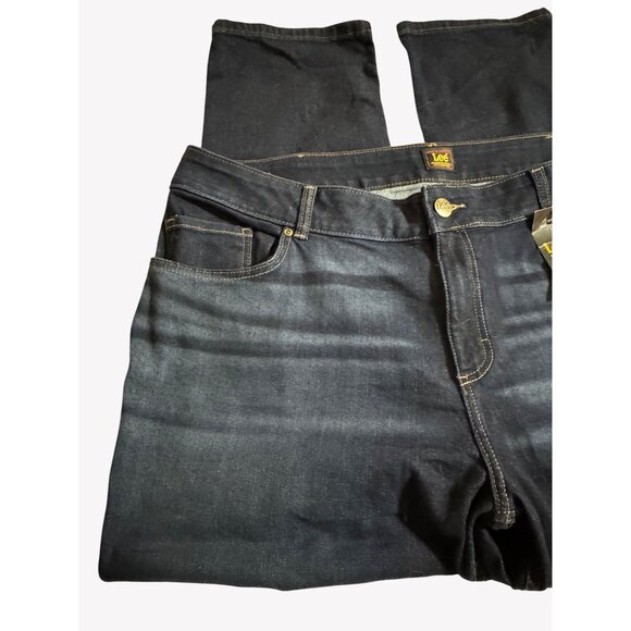NWT Lee Legendary Plus STRAIGHT Mid Rise Jeans 22W Petite Dark Wash Women - Picture 6 of 11